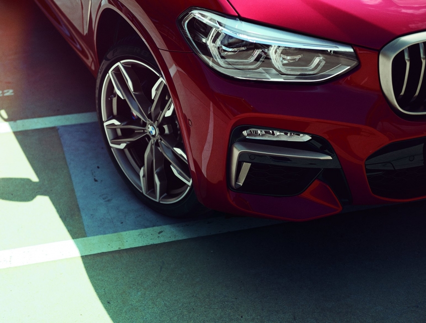 BMW X4 強悍的操駕性能，隨時回應你對征服的渴望